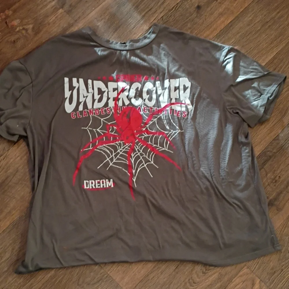 Men's 2XL T-shirt - Picture 2 of 4